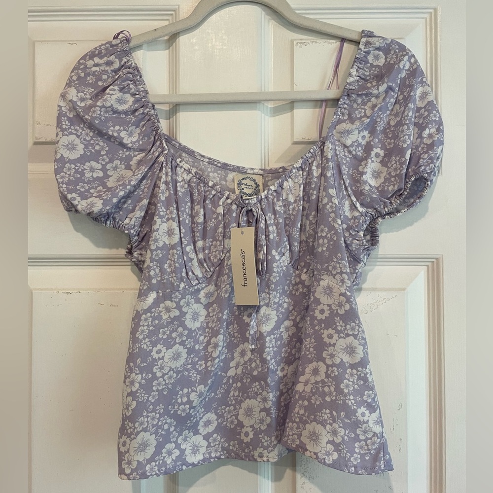 NWT Francesca’s Puff Sleeve Top
